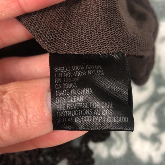 Tahari Arthur Levine Chocolate Brown Knit Top - Picture 9 of 11